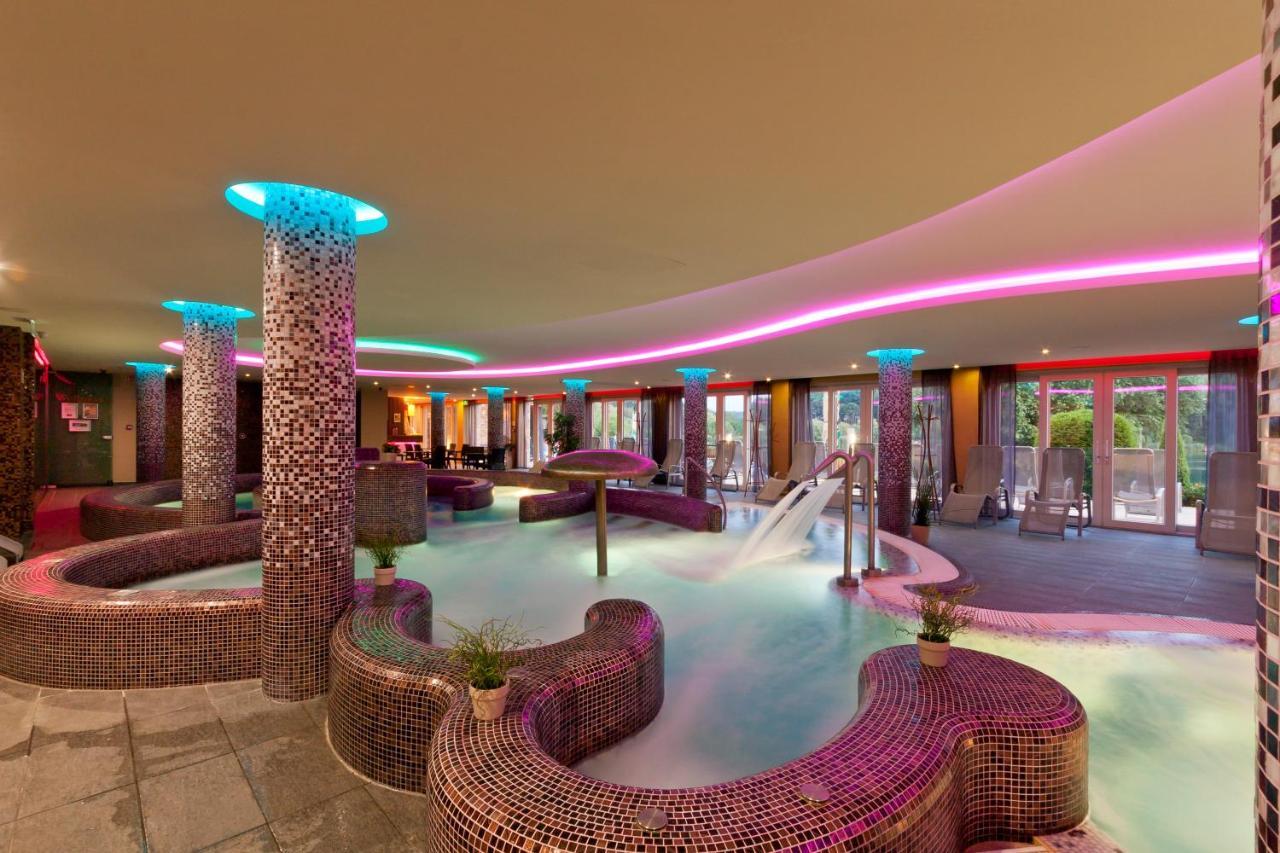 To Wellness Hotel Bank  Exterior photo